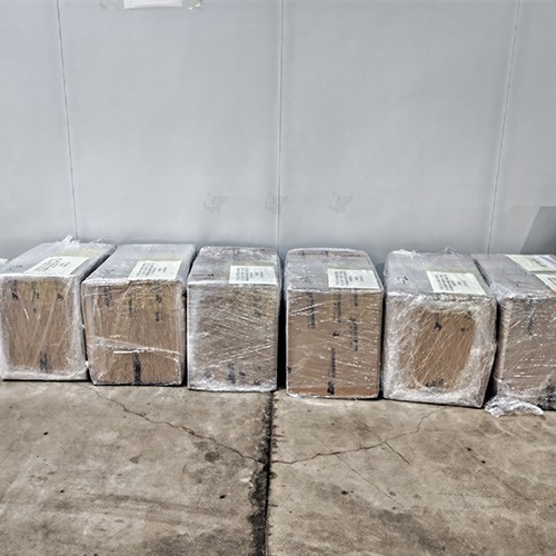 A large quantity of Tetra Pak spare parts were sent to various branches of Yili